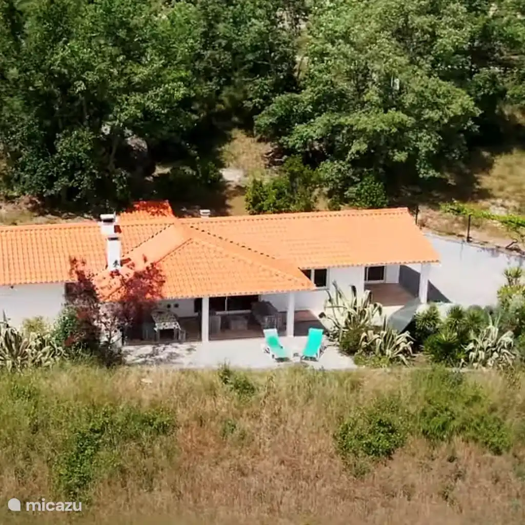 Casa Oliveirinha/Quinta do Retiro***