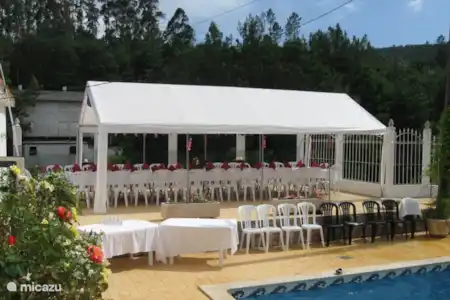 Vakantiehuis Portugal, Coimbra, Vila Nova de Poiares bed & breakfast Lagar do Rio Het terras