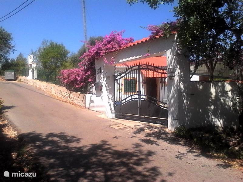Holiday home in Portugal, Algarve, Alte Bungalow Bonportugal