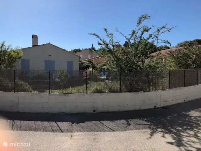 Wandelen, Frankrijk, Drôme, Mirabel-aux-Baronnies, vakantiehuis Les Saffres,  villa met zwembad