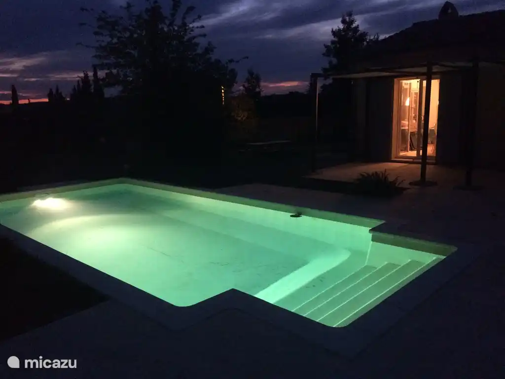 zwembad bij nacht 3,5 x 7 x 1.40 m