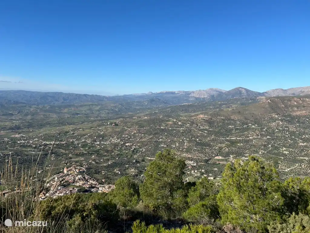 Blick auf das Tal vom NP Sierra Tejada