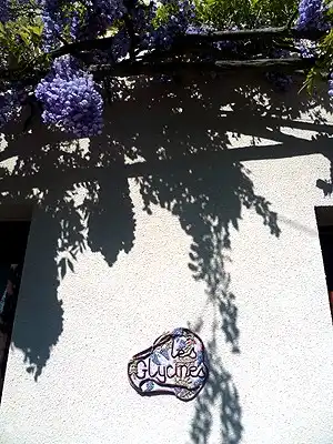 Wisteria ausgekleideten Les Glycines