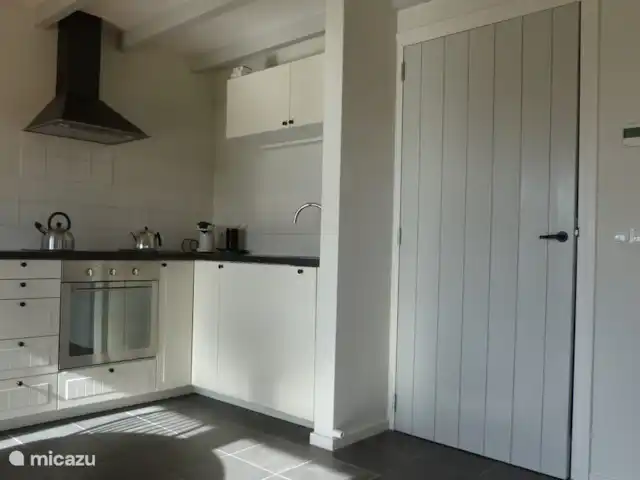 't Juttendel | Pays-Bas, Drenthe, Ruinen - maison de vacances La cuisine ouverte avec un équipement complet.