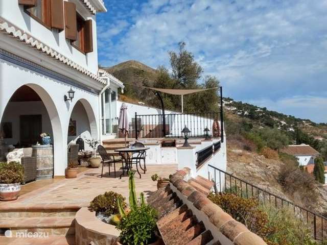 Vakantiehuis Spanje, Andalusië, Cómpeta – bed & breakfast Ruime kamer 2 pers in prachtige B&B