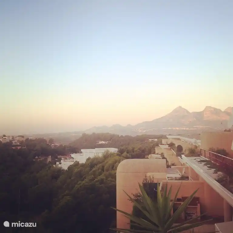 Environnement au lever du soleil.