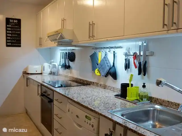 appartement huren in Spanje, Costa Blanca, Altea la Vieja – Prachtig app. nabij zee en Golf De keuken