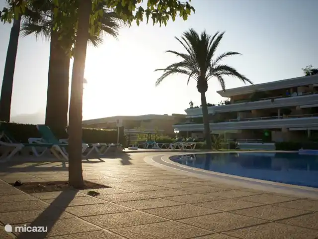 appartement huren in Spanje, Costa Blanca, Altea la Vieja – Prachtig app. nabij zee en Golf Bij een van de zwembaden.