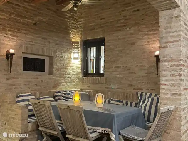Casa Santa Maria Nuova Le Marche | Italie, Marche, Ostra Vetere - maison de vacances loggia couverte