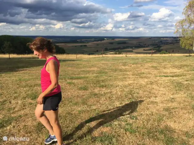 Villa Bièvres en Francia, Árdenas francesas, Bièvres  - casa vacacional La zona ofrece muchas oportunidades para practicar senderismo. Correr o trail running, andar en bicicleta, bicicleta de montaña, todo es posible.