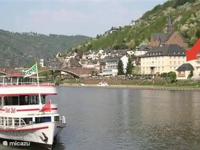 Pabellón de Cochem en el Mosela en Alemania, Mosela, Cochem - casa vacacional casa a la derecha