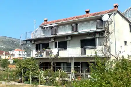 Vacation rental Croatia, Dalmatia – apartment Apartment Lorenc Living room