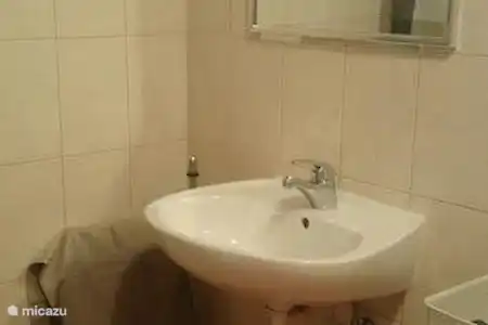 Vacation rental Croatia, Dalmatia – apartment Apartment Lorenc Bathroom