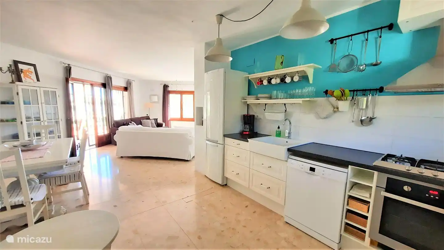 Großer gemütlicher offener Raum