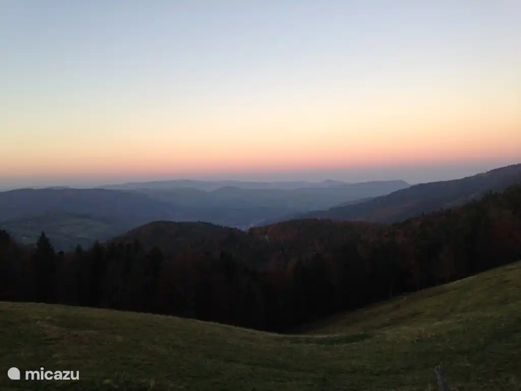 Sonnenuntergang von dem Berg