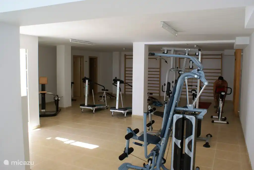 Sporthalle des Komplexes