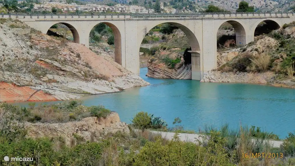 Gehen Sie auch eine kurze Fahrt und die Landschaft genießen