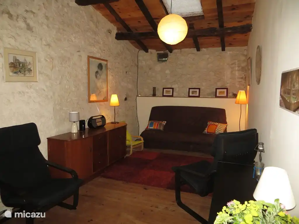 sitting area living room