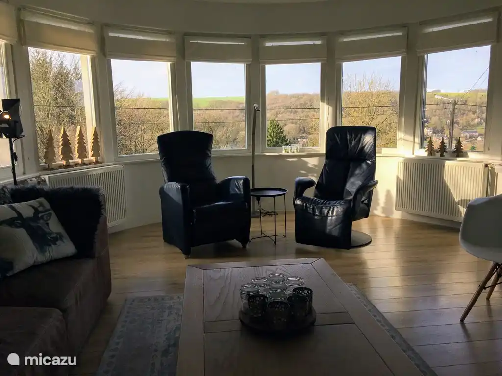 Panorama Erker auf das Tal der Ourthe mit Blick auf