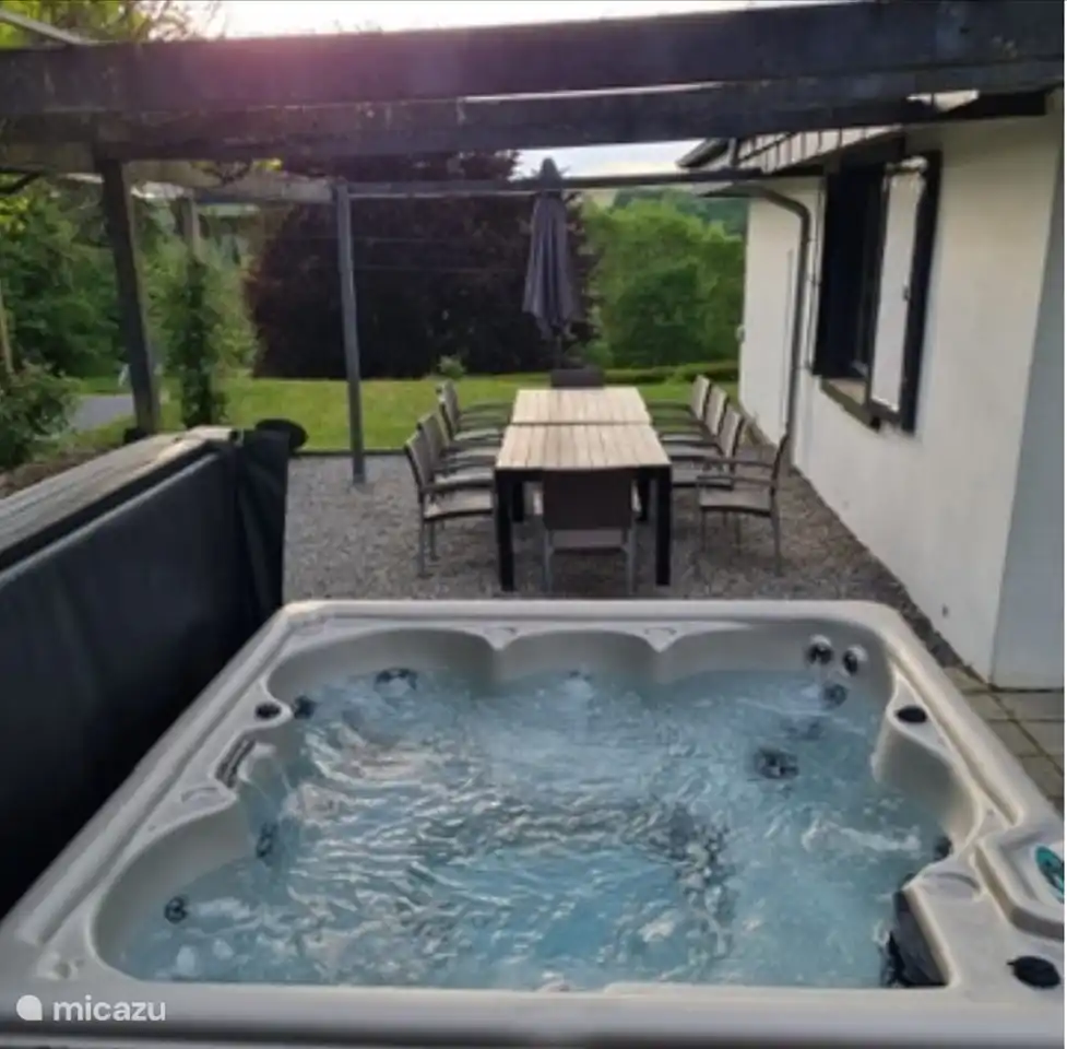 Jacuzzi für vier Personen