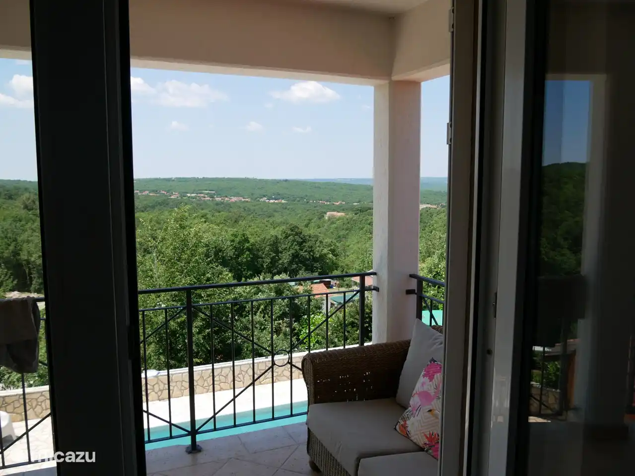 Blick vom Wohnzimmer im Obergeschoss