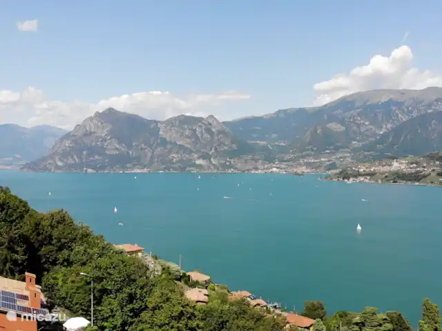 Casa Iseo : Tranquillité, luxe et climatisation ★★★★★ | Italie, Lacs italiens , Tavernola Bergamasca - maison de vacances Vue de la maison d'Iseo