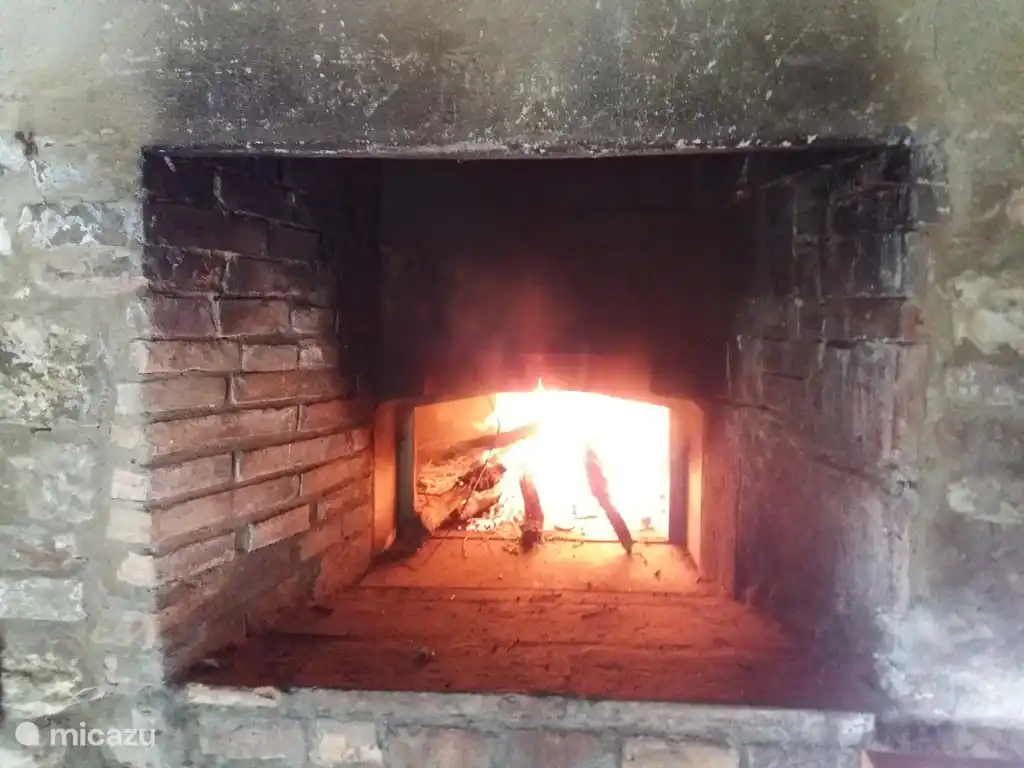The old pizza oven