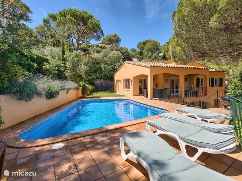 Maison de Vacances Espagne, Costa Brava, Begur Villa Villa Narciso à Begur, avec piscine.