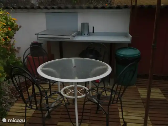 Casa Amigo en España, Valencia, Pedralba  - casa vacacional terraza barbacoa
