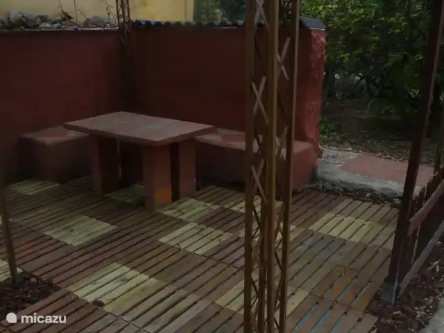 Casa Amigo en España, Valencia, Pedralba  - casa vacacional terraza barbacoa