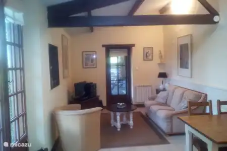 Vakantiehuis Frankrijk, Vendée, Loge-Fougereuse gîte / cottage Maison La Chenille Woonkamer