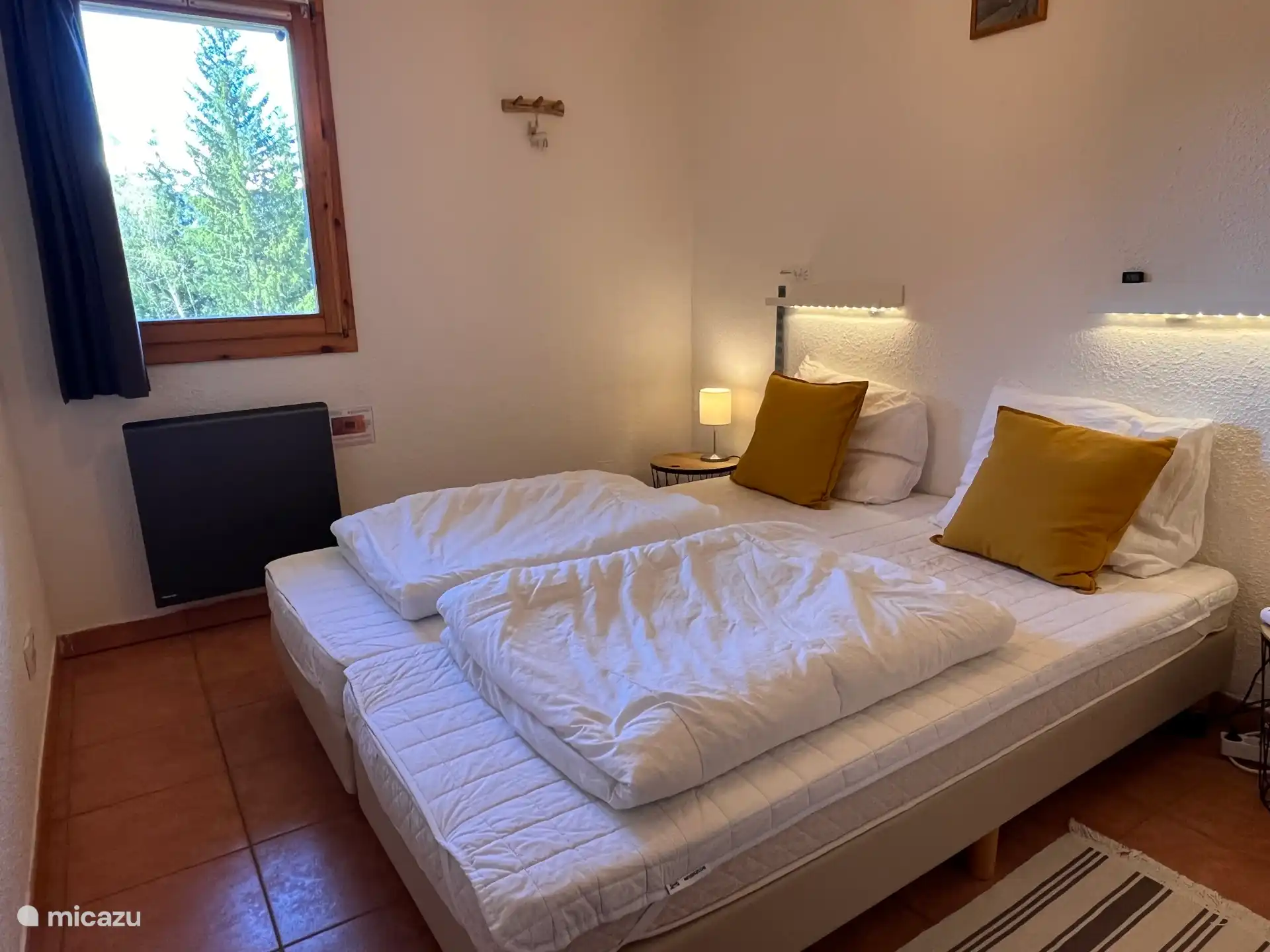 Schlafzimmer 1 im Erdgeschoss mit 2 Einzelbetten