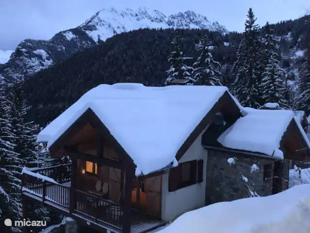 Location de Vacances France, Isère, Oz-en-Oisans, chalet - Chal'Oz 4**** La nuit tombe