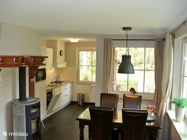 La vue sur la forêt | Pays-Bas, Overijssel, Ootmarsum - bungalow pièce