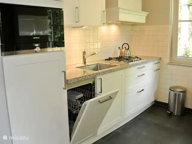 La vue sur la forêt | Pays-Bas, Overijssel, Ootmarsum - bungalow cuisine