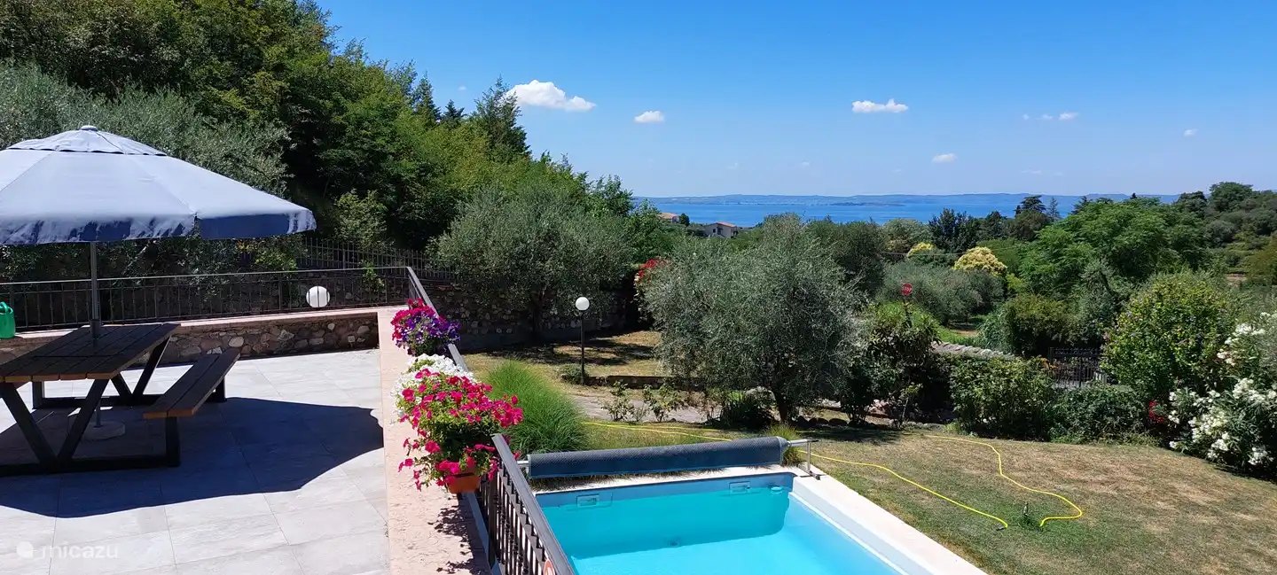 Vue sur le lac de Garde