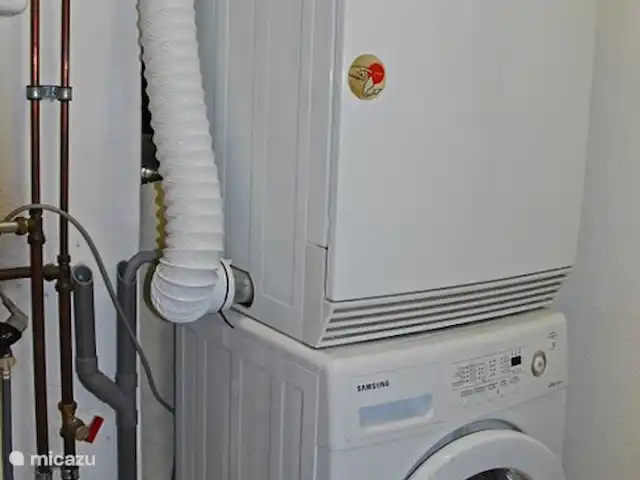Maison de vacances Baltus | Pays-Bas, Hollande du Nord, Saint Martin - bungalow Sèche-linge et lave-linge dans le débarras.