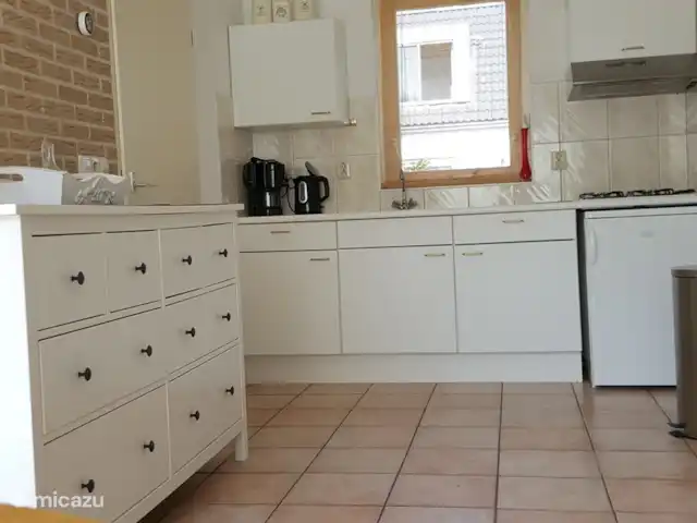Maison de vacances Baltus | Pays-Bas, Hollande du Nord, Saint Martin - bungalow Cuisine petite mais fonctionnelle.