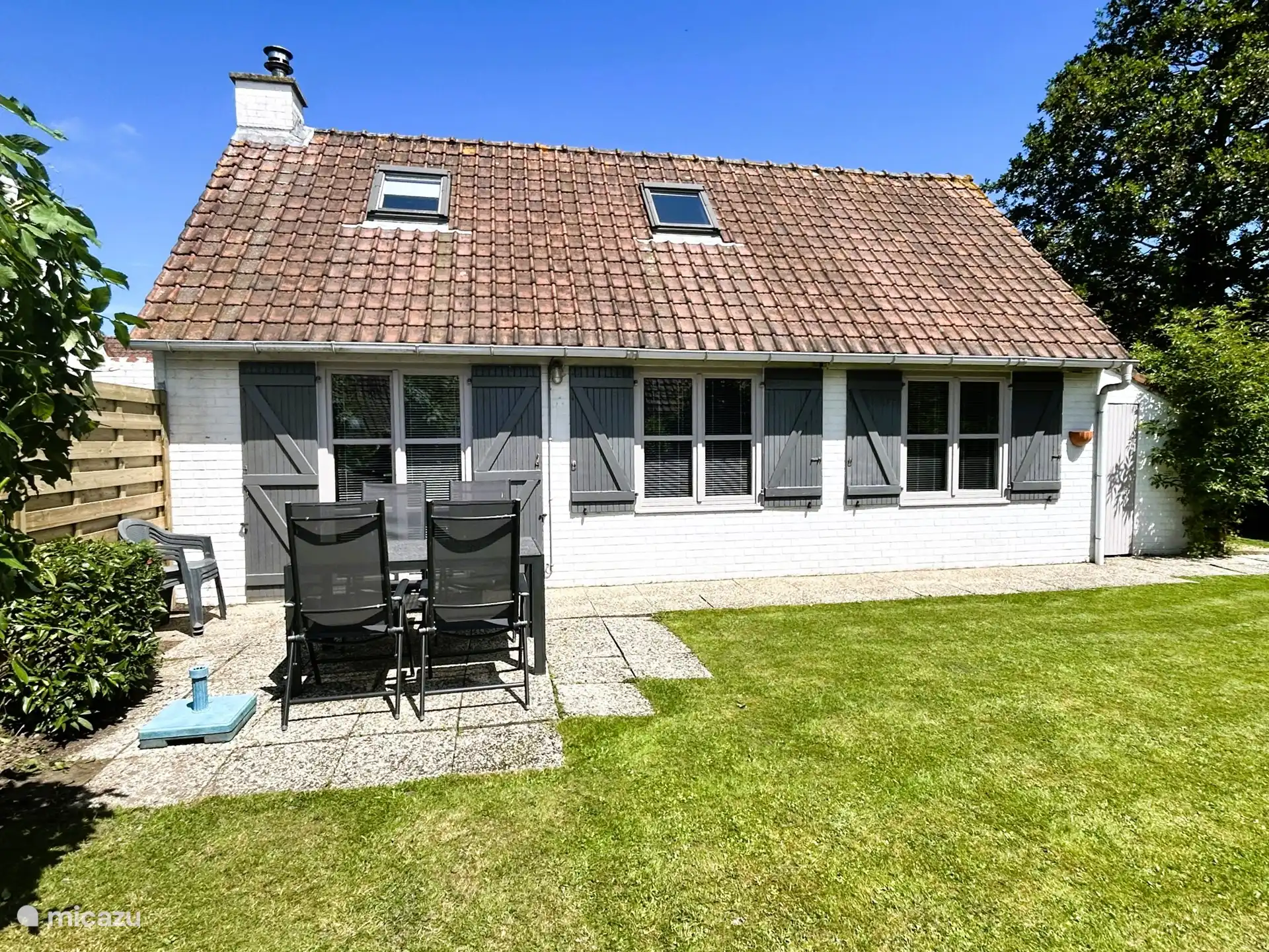 Trasera Duinhoek 70 + terraza