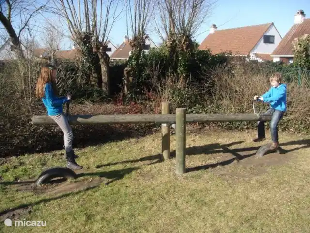 Duinhoek 70 en Bélgica, Costa Belga, De Panne - casa vacacional Patio de juegos
