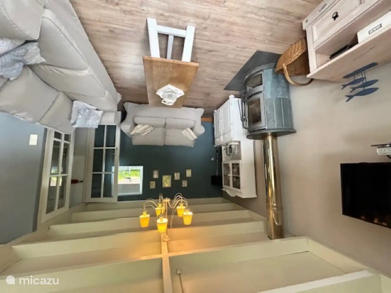 Sala de estar con estufa de leña, Smart TV, Wifi, asientos cómodos