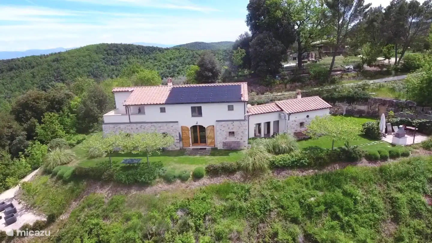 studio in Umbria, Italy – Casa Montemerlino, studio Espresso