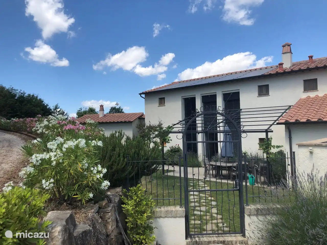 Arrival at the house