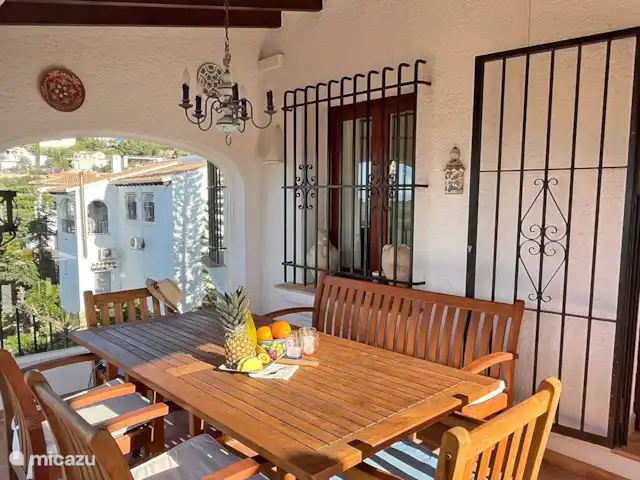 Location de Vacances Espagne, Costa Blanca, Dénia, villa - Maison Miguel Terrasse avant à l’étage