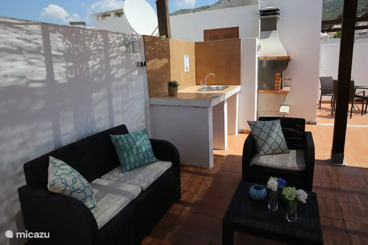 Private roof terrace apartment