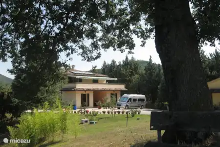 Vakantiehuis Italië, Marche, Acqualagna boerderij Vakantiehuis Ca Maggio Nuovo garden