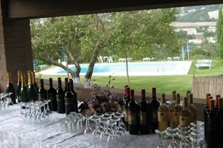 Vakantiehuis Italië, Marche, Acqualagna boerderij Vakantiehuis Ca Maggio Nuovo wijnproeverij