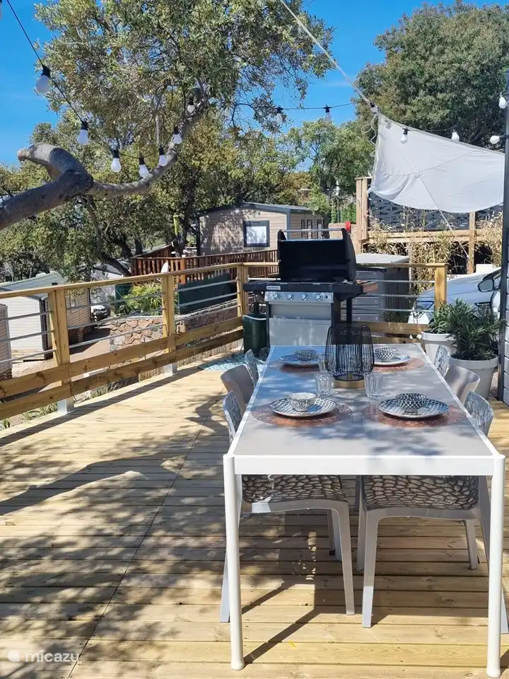 Tisch für 6 Personen