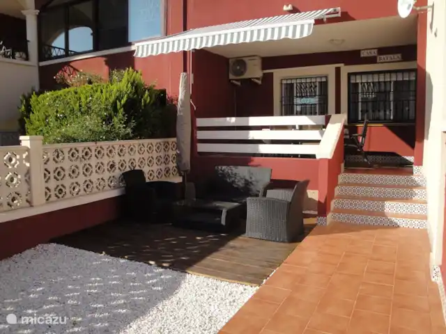 appartement huren in Spanje, Costa Blanca, Torrevieja – Casa Batala Voortuin