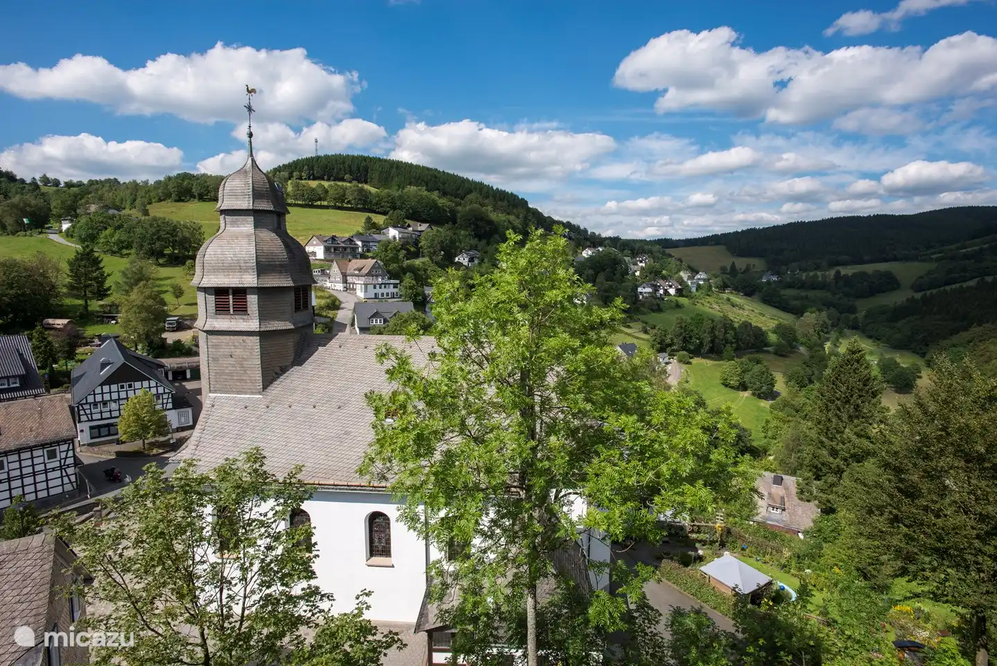 Vue du village depuis la ruine